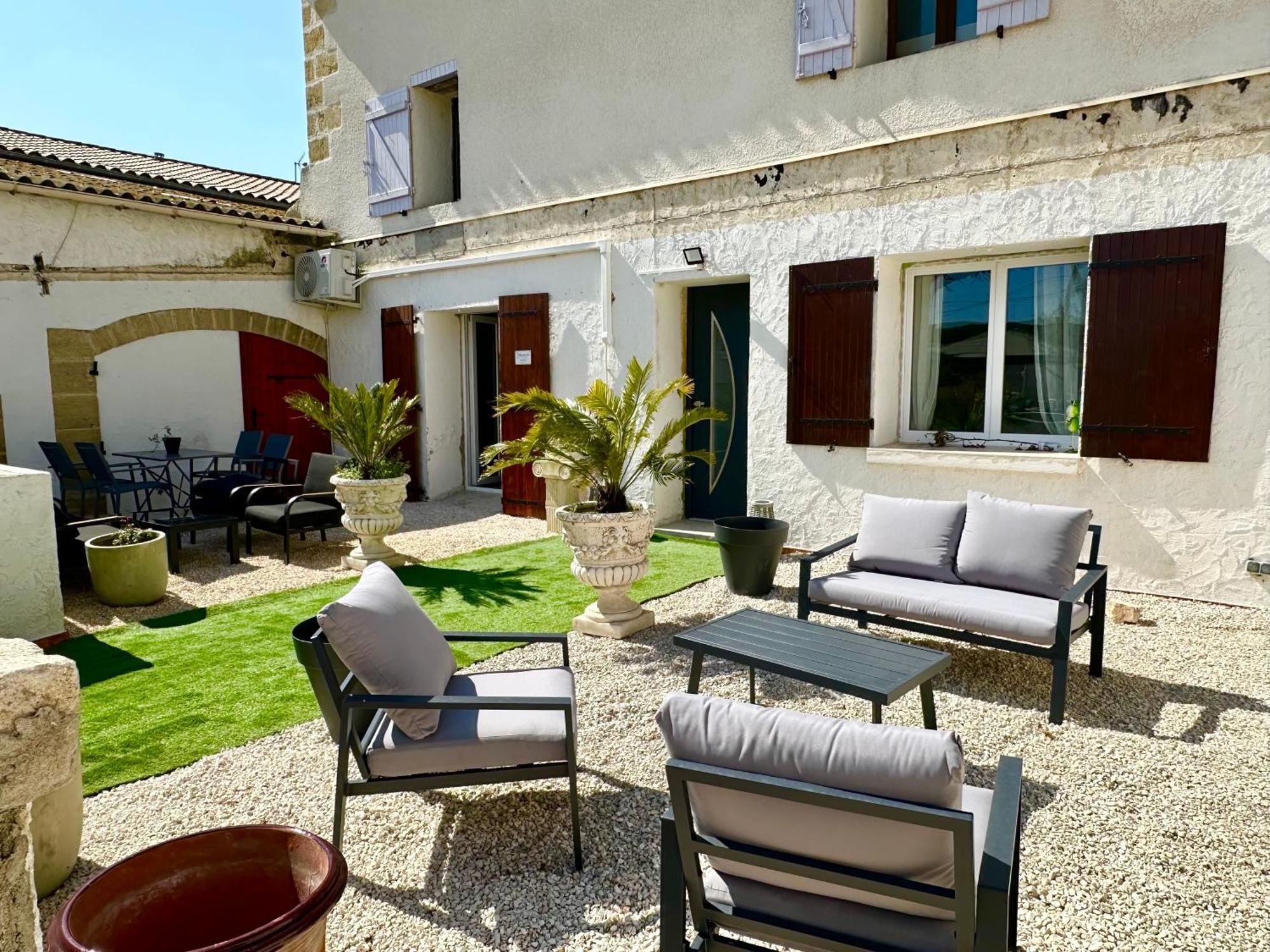 Les Appartements Du Mas - Rose Marie Aigues-Mortes Εξωτερικό φωτογραφία